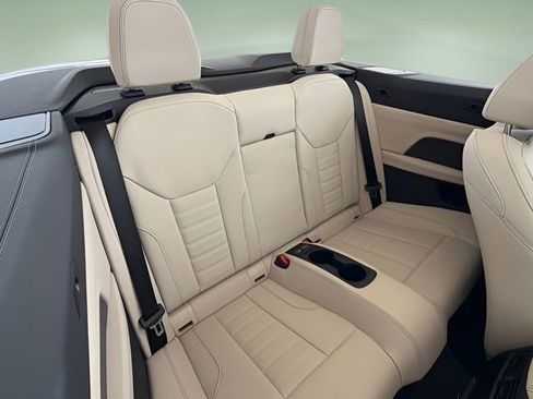 Used 2026 BMW 440i xDrive Convertible w/ Premium Package image 30