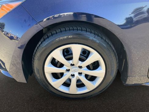 Used 2024 Toyota Corolla LE FWD image 33