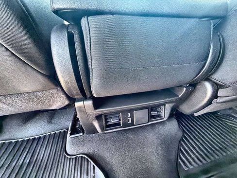Used 2024 Chevrolet Silverado 1500 Custom RWD image 20