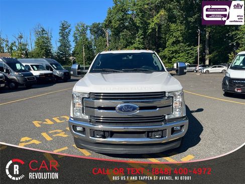 Used 2019 Ford F350 Lariat w/ Chrome Package AWD/4WD image 3