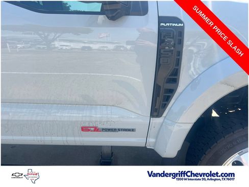 Used 2026 Ford F450 Platinum w/ FX4 Off-Road Package AWD/4WD image 5
