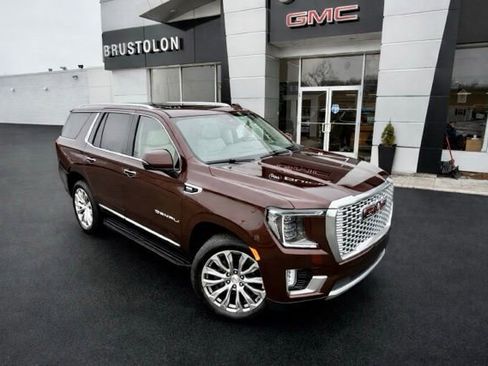 Used 2023 GMC Yukon Denali w/ Max Trailering Package image 1