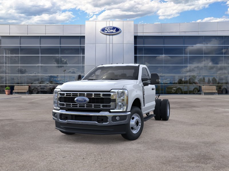 New 2026 Ford F350 XL w/ XL Chrome Package AWD/4WD image 2