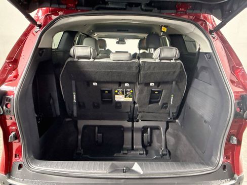 Certified 2026 Toyota Sienna XLE FWD image 40