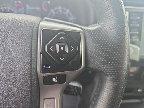 Used 2023 Toyota 4Runner SR5 Premium image 17