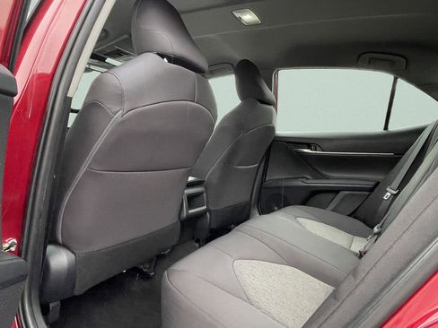 Used 2021 Toyota Camry LE image 21