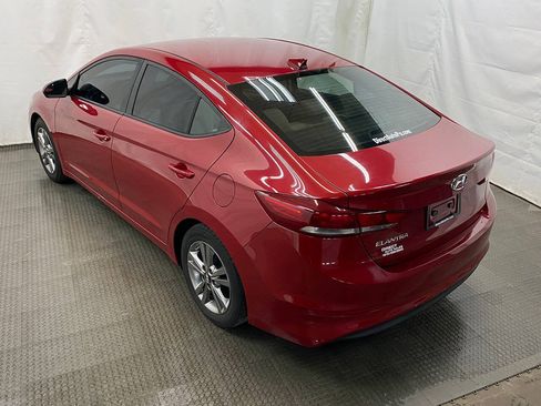 Used 2017 Hyundai Elantra SE FWD image 7