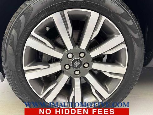 Used 2019 Land Rover Discovery Sport HSE Luxury image 9