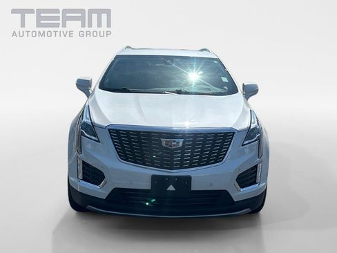 Used 2023 Cadillac XT5 Premium Luxury w/ Technology Package AWD/4WD image 2