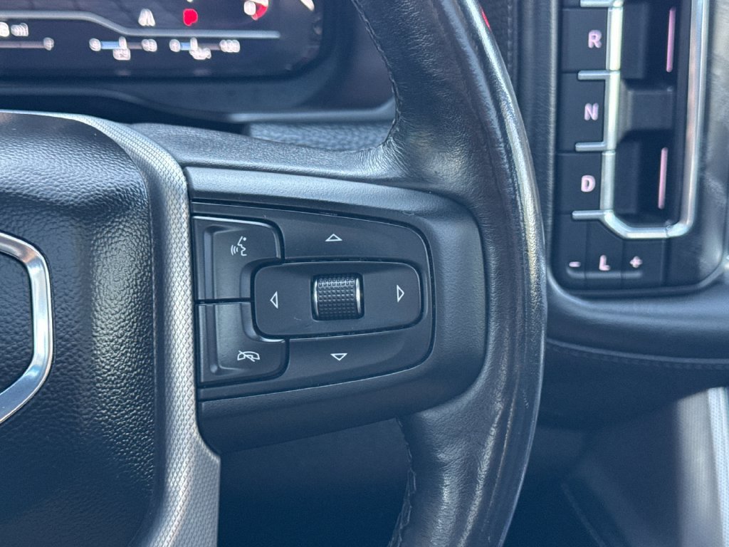 Used 2022 GMC Yukon Denali RWD image 29