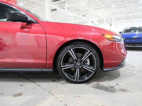 Used 2023 Honda Accord Sport image 14