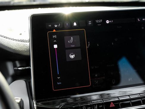 Used 2022 Jeep Compass Limited image 39