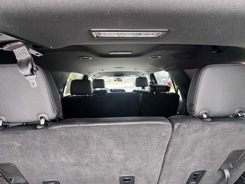 Used 2025 Chevrolet Tahoe Z71 AWD/4WD image 24
