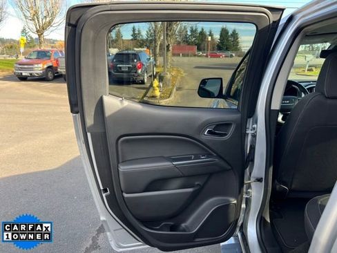 Used 2015 GMC Canyon SLE image 10