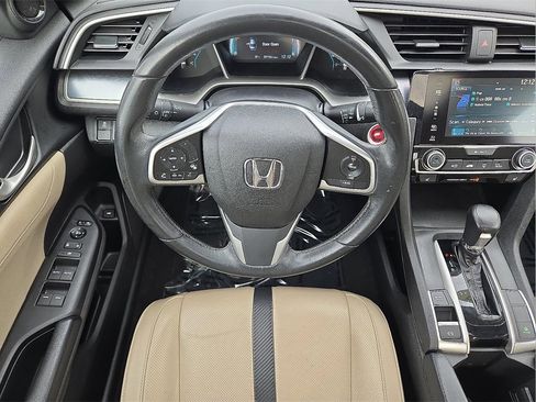 Used 2017 Honda Civic EX-L image 9