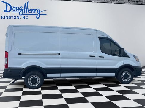 Used 2020 Ford Transit 250 Medium Roof RWD image 6
