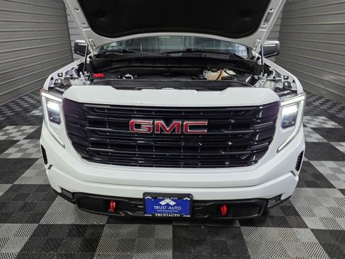 Used 2022 GMC Sierra 1500 Elevation image 39