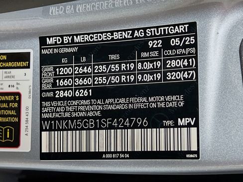 New 2025 Mercedes-Benz GLC 350e 4MATIC image 36