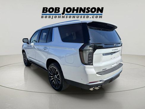 Used 2025 Chevrolet Tahoe High Country AWD/4WD image 6