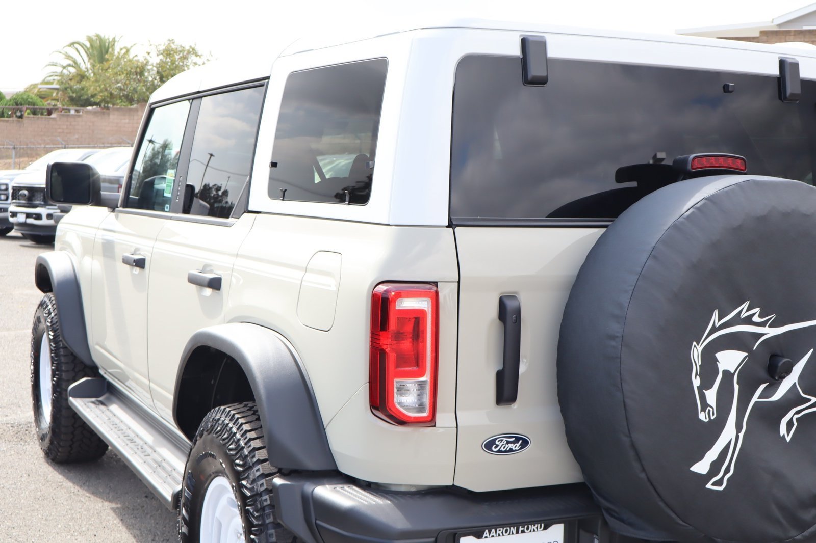 New 2026 Ford Bronco Heritage Edition AWD/4WD image 16