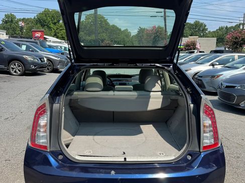 Used 2015 Toyota Prius Two FWD image 6