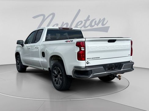 Used 2023 Chevrolet Silverado 1500 LT AWD/4WD image 5