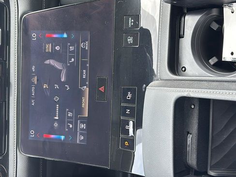 Used 2025 INFINITI QX80 Luxe RWD image 38