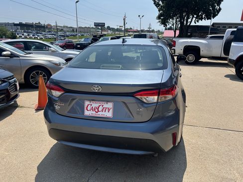 Used 2020 Toyota Corolla LE image 6