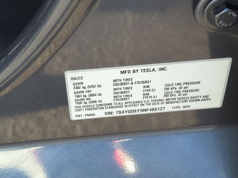 Used 2022 Tesla Model Y Performance image 22