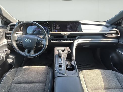 Used 2023 Toyota Crown AWD/4WD image 24