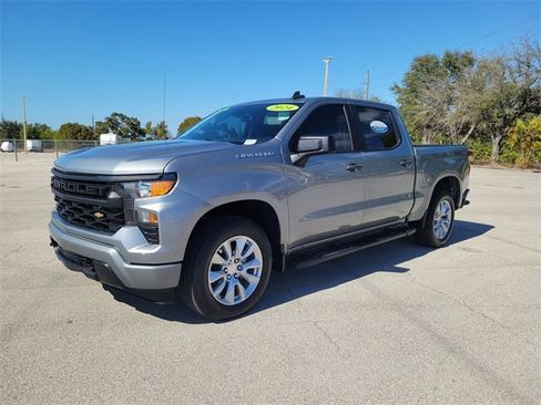 Certified 2024 Chevrolet Silverado 1500 Custom image 2