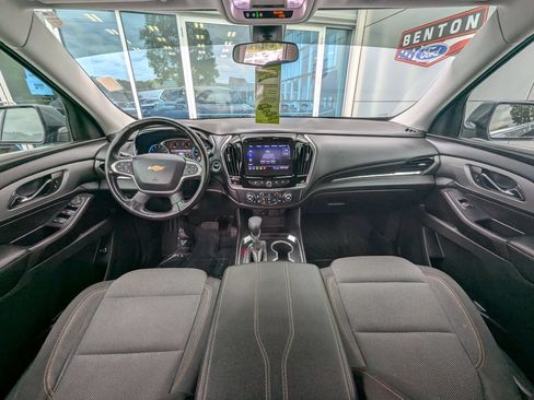 Used 2021 Chevrolet Traverse LT w/ LPO, 'HIT The Road' Package AWD/4WD image 15