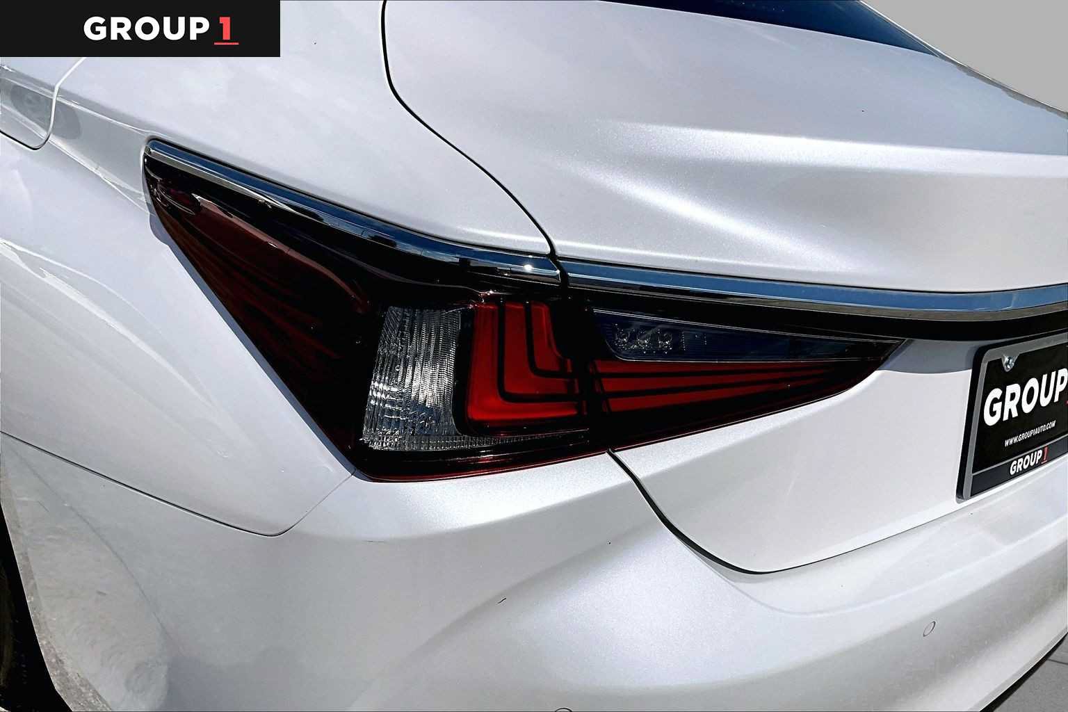 Used 2023 Lexus ES 350 w/ Premium Package FWD image 26