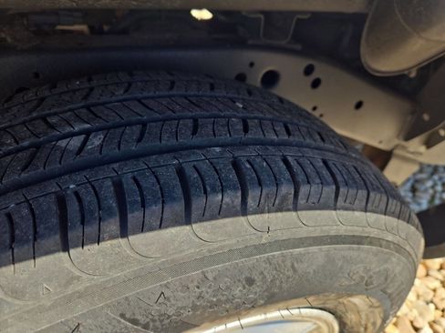 Used 2002 Nissan Frontier XE RWD image 19