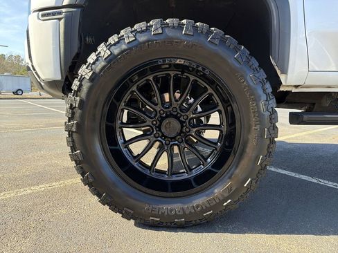 Used 2024 GMC Sierra 2500 Denali w/ Denali Reserve Package image 10