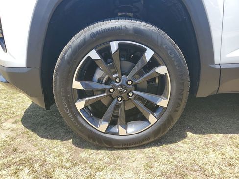 New 2026 Chevrolet Equinox RS w/ Safety and Technology Package FWD image 7