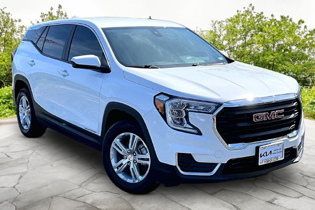 Used 2024 GMC Terrain SLE FWD image 10