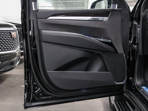 New 2026 Cadillac Escalade Luxury image 23