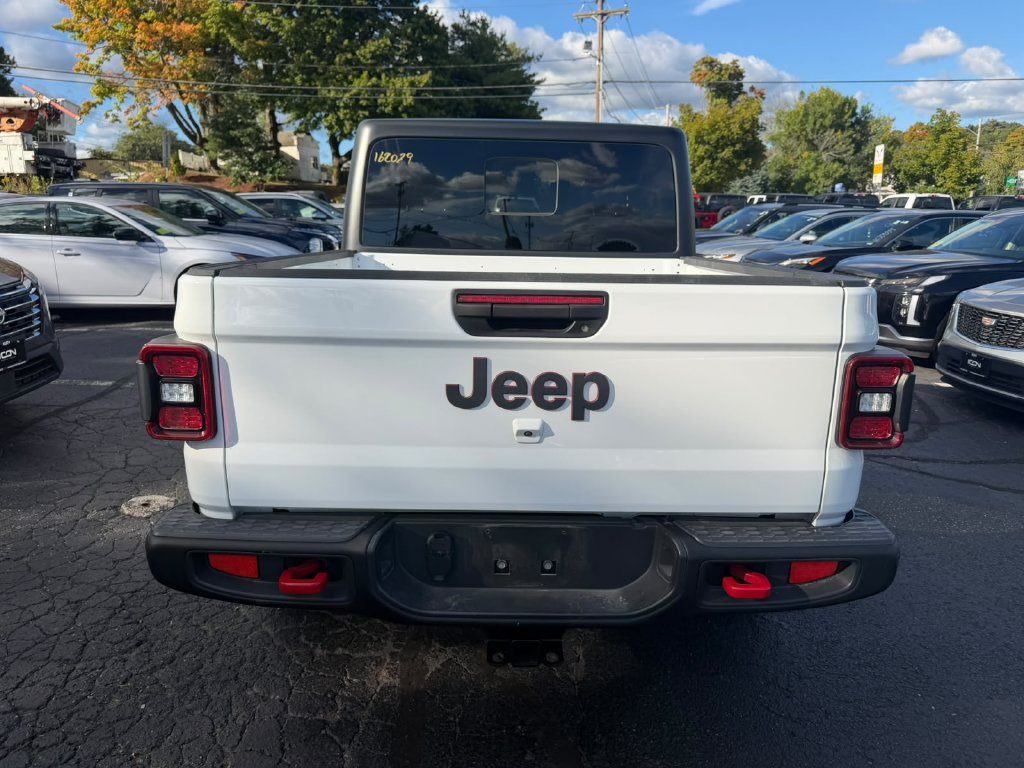 Used 2026 Jeep Gladiator Rubicon AWD/4WD image 3