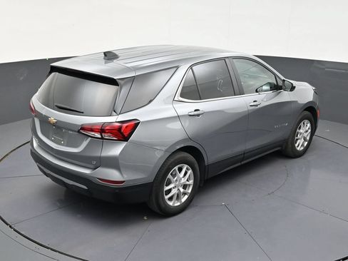 Used 2024 Chevrolet Equinox LT FWD image 16