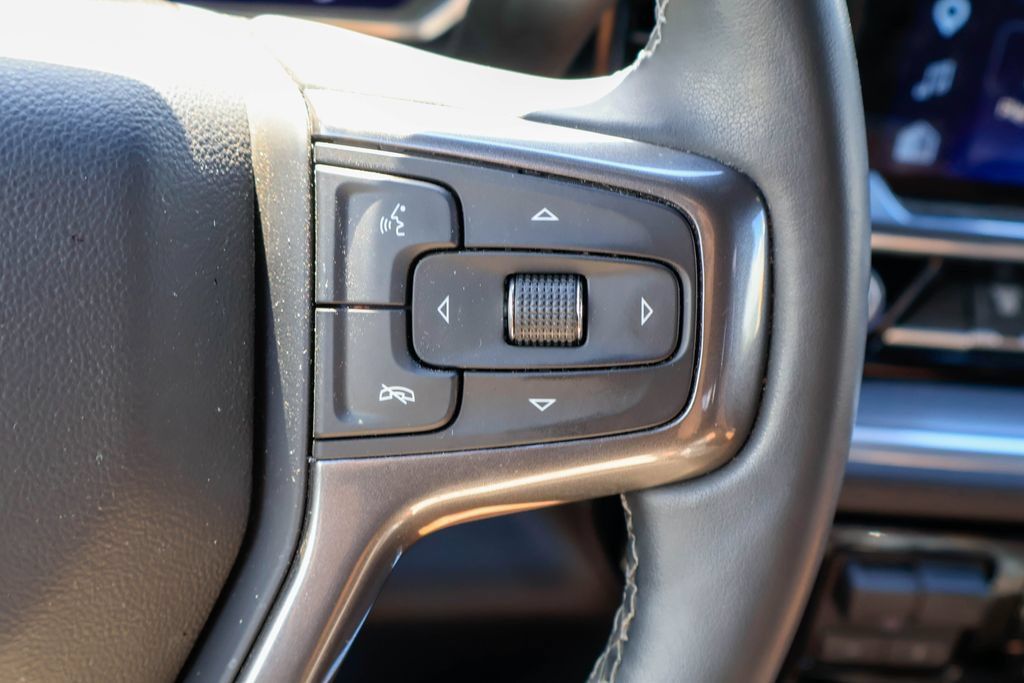 Used 2026 Chevrolet Silverado 2500 High Country w/ High Country Premium Package AWD/4WD image 14