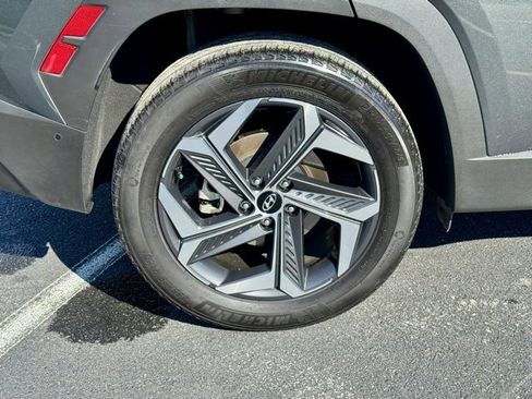 Used 2024 Hyundai Tucson Limited image 29