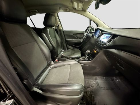 Used 2019 Buick Encore Preferred image 29