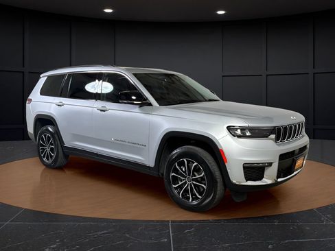 Used 2024 Jeep Grand Cherokee L Limited w/ Luxury Tech Group II AWD/4WD image 7