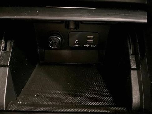 Used 2019 Subaru Outback 2.5i Premium AWD/4WD image 33