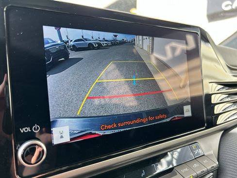 Used 2025 Toyota Camry SE AWD/4WD image 20
