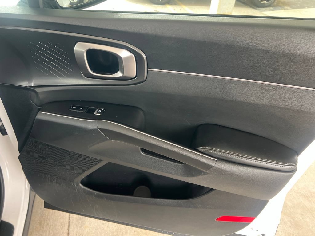 Certified 2024 Kia Sorento S FWD image 21