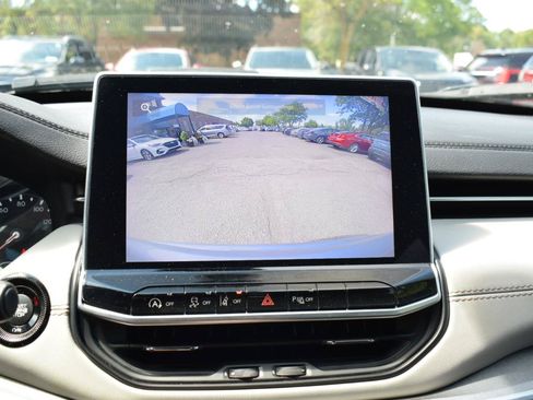 Used 2024 Jeep Compass Limited w/ Sun and Sound Group AWD/4WD image 20