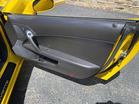 Used 2007 Chevrolet Corvette Z06 w/ Preferred Equipment Group RWD image 27