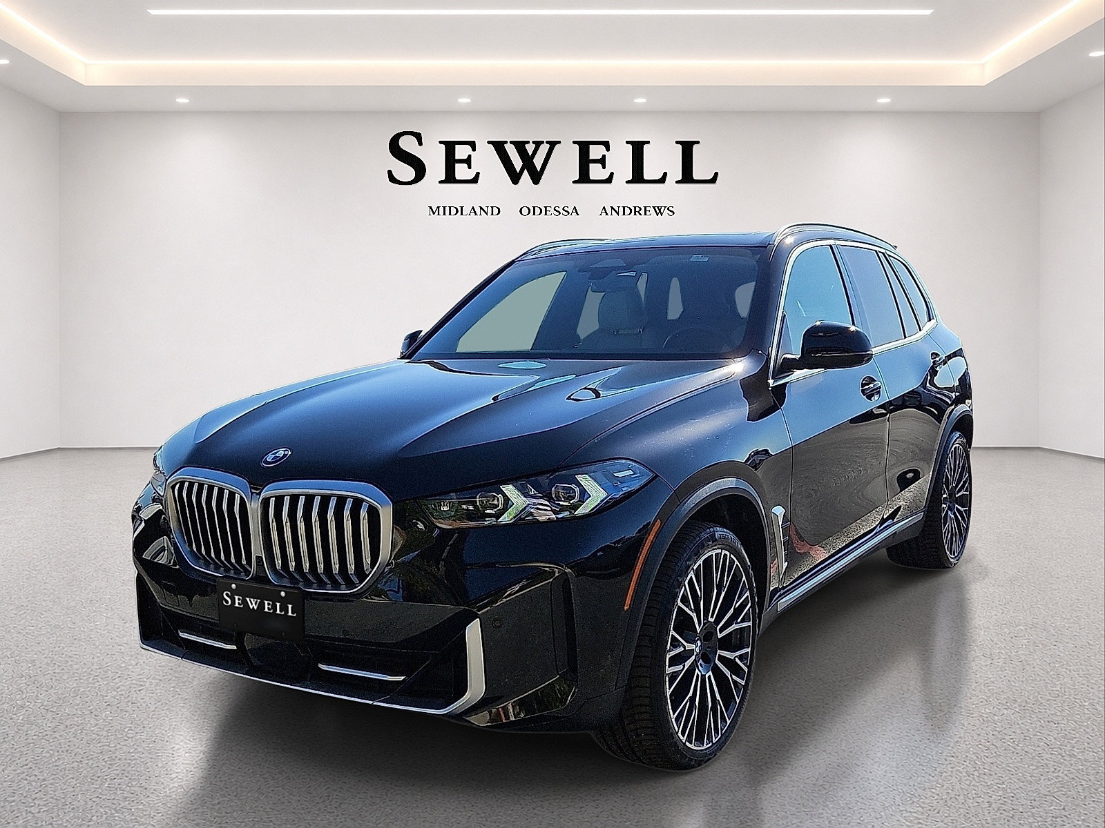 Used 2026 BMW X5 xDrive40i w/ Parking Assistance Package AWD/4WD image 1